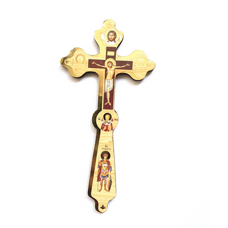 In che modo l'artigianato religioso in legno può arricchire gli spazi spirituali e domestici?